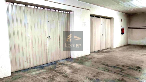 Garagem para Venda em Pinhal Novo