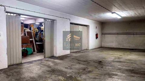 Garagem para Venda em Pinhal Novo
