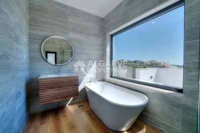 Moradia T5 para Venda em São Brás de Alportel