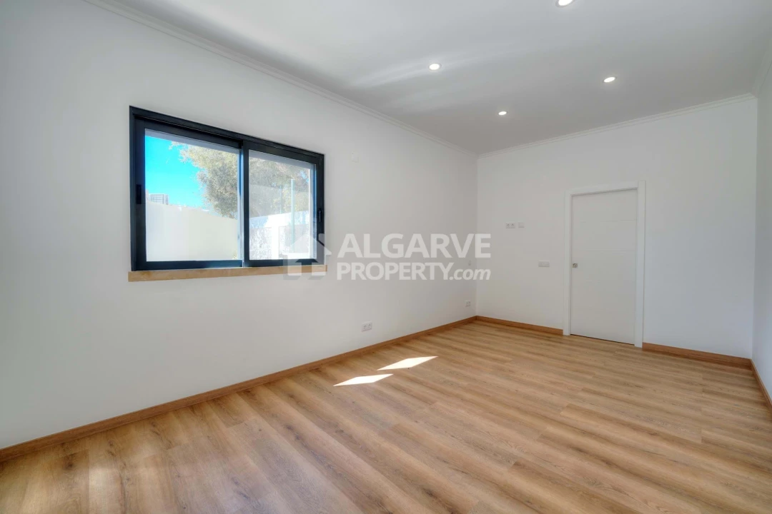 Moradia T5 para Venda em São Brás de Alportel Foto 42