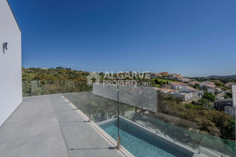 Moradia T5 para Venda em São Brás de Alportel Foto 28