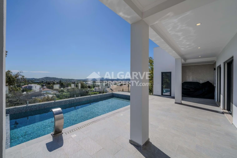 Moradia T5 para Venda em São Brás de Alportel Foto 7