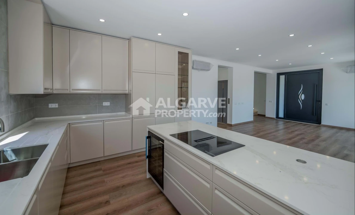 Moradia T5 para Venda em São Brás de Alportel Foto 12