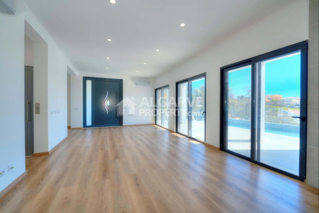 Moradia T5 para Venda em São Brás de Alportel Foto 39