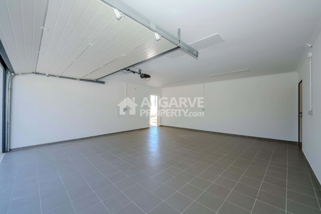 Moradia T5 para Venda em São Brás de Alportel Foto 31