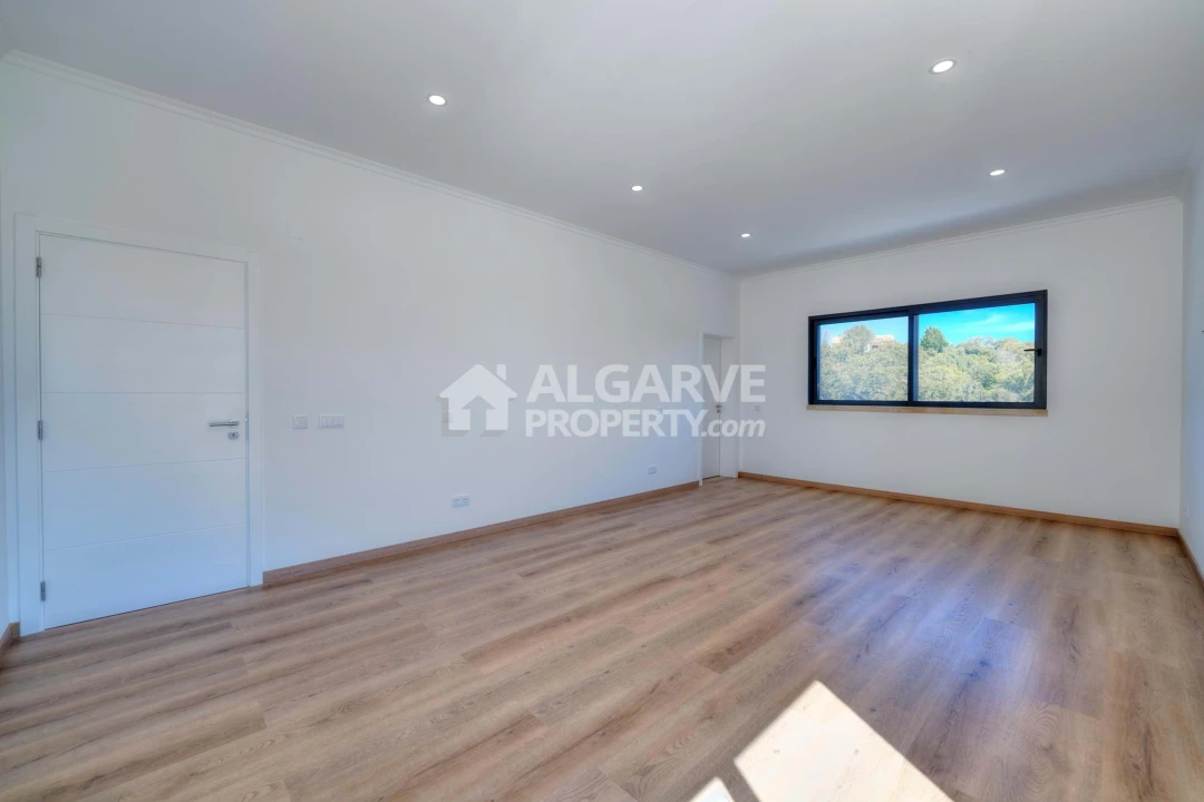 Moradia T5 para Venda em São Brás de Alportel Foto 43