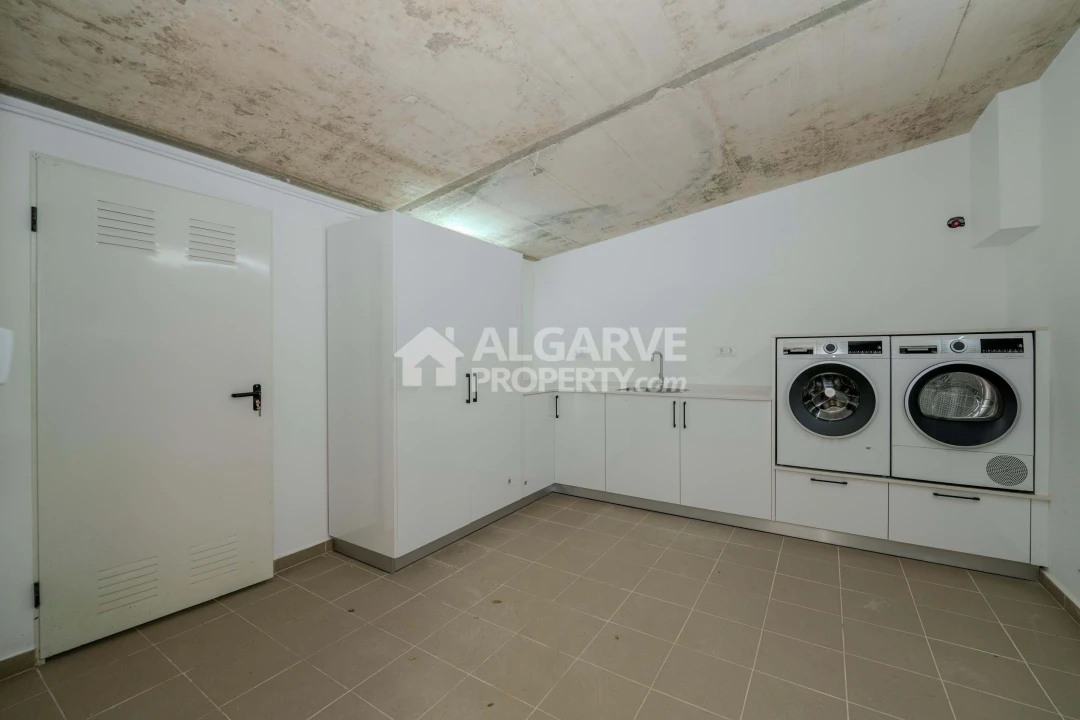 Moradia T5 para Venda em São Brás de Alportel Foto 34