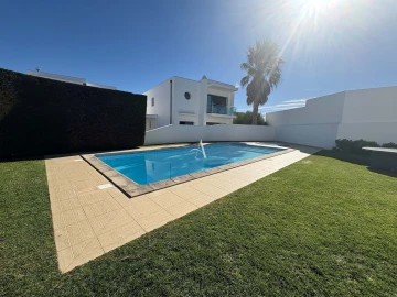 Moradia T3 para Venda em São Brás de Alportel