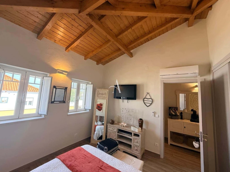 Moradia T4 para Venda em Caldas da Rainha - Santo Onofre e Serra do Bouro Foto 15