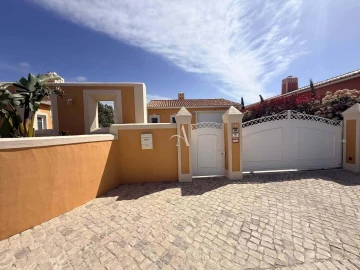 Moradia T4 para Venda em Caldas da Rainha - Santo Onofre e Serra do Bouro