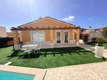 Moradia T4 para Venda em Caldas da Rainha - Santo Onofre e Serra do Bouro