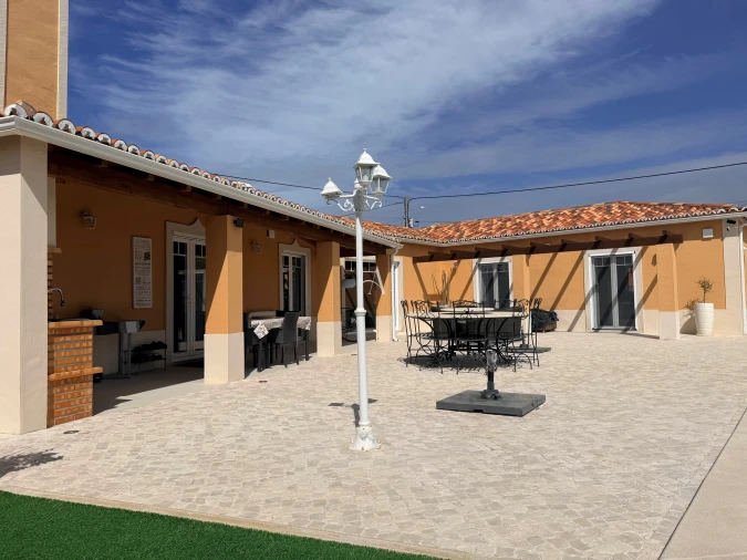 Moradia T4 para Venda em Caldas da Rainha - Santo Onofre e Serra do Bouro Foto 41