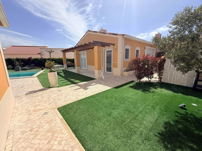 Moradia T4 para Venda em Caldas da Rainha - Santo Onofre e Serra do Bouro Foto 37