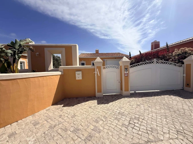 Moradia T4 para Venda em Caldas da Rainha - Santo Onofre e Serra do Bouro Foto 36