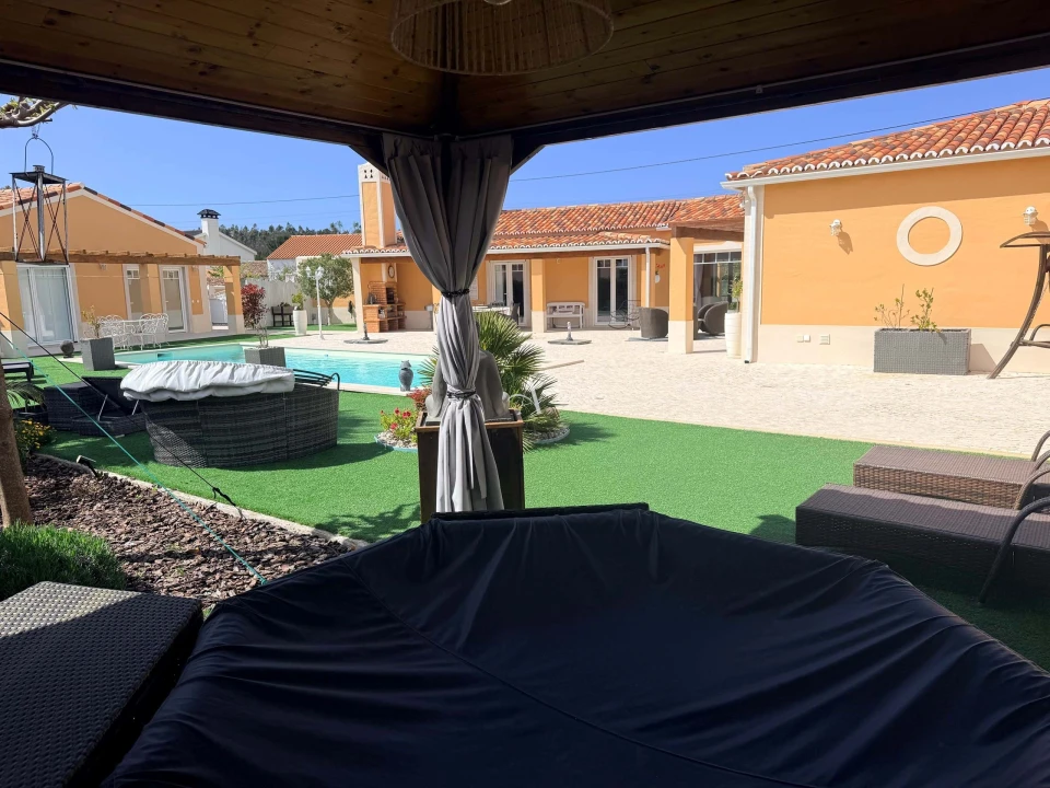 Moradia T4 para Venda em Caldas da Rainha - Santo Onofre e Serra do Bouro Foto 43