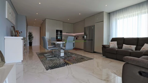 Apartamento T3 para Venda em Quarteira