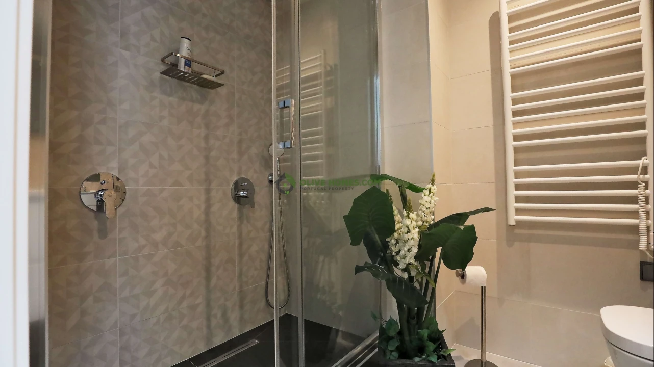 Apartamento T3 para Venda em Quarteira Foto 20