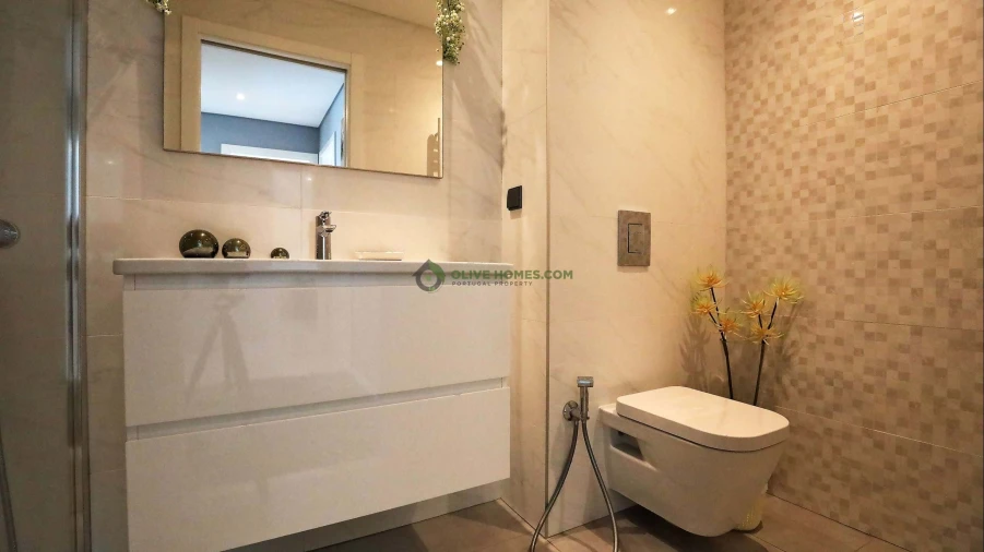 Apartamento T3 para Venda em Quarteira Foto 14