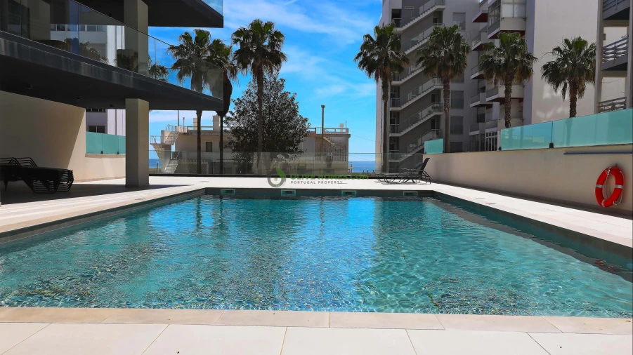 Apartamento T3 para Venda em Quarteira Foto 2