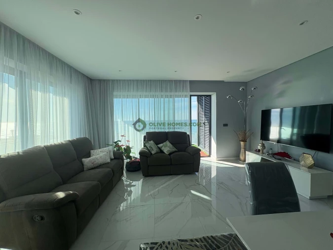 Apartamento T3 para Venda em Quarteira Foto 38