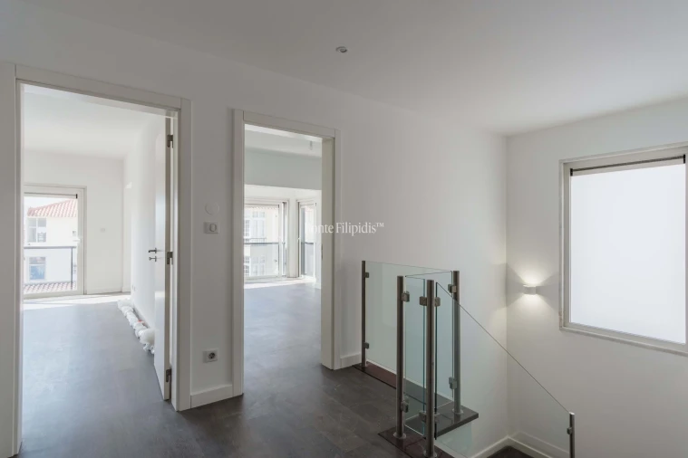 Moradia T5 para Venda em São Domingos de Rana Foto 17