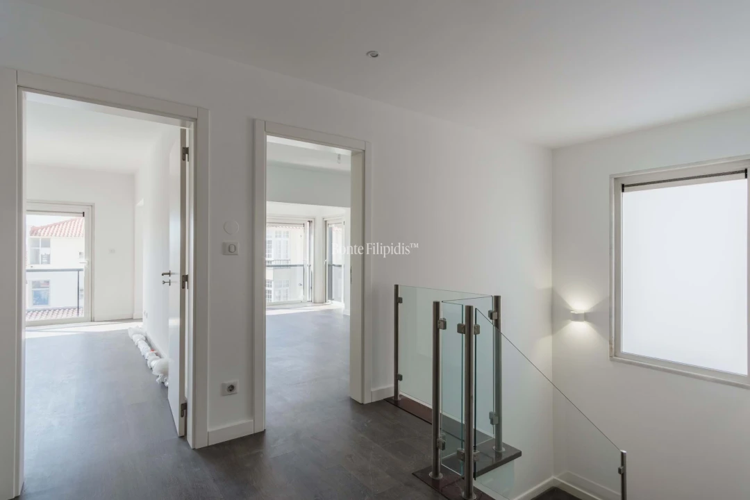 Moradia T5 para Venda em São Domingos de Rana Foto 17