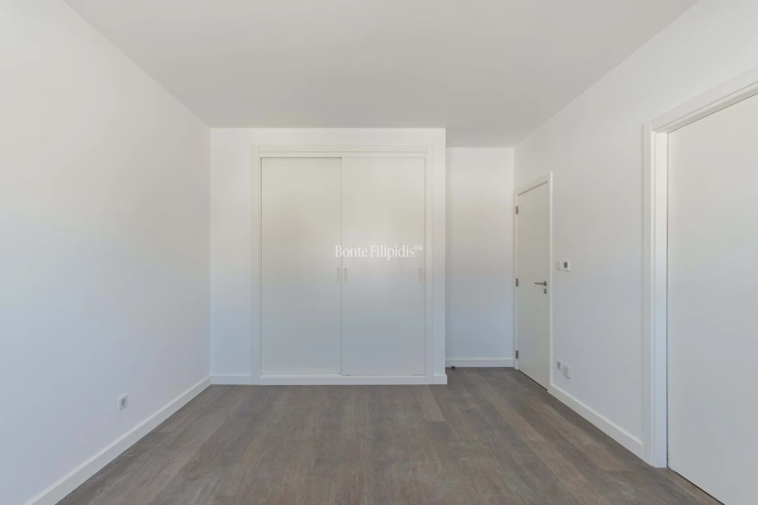 Moradia T5 para Venda em São Domingos de Rana Foto 36