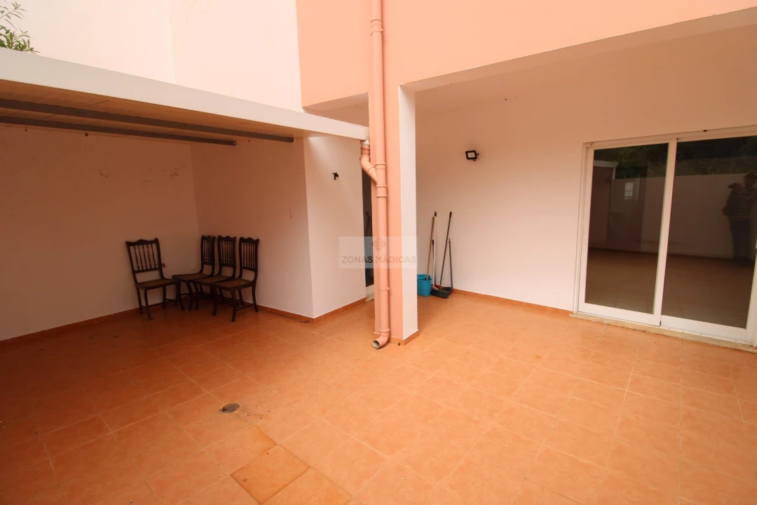 Apartamento T2 para Venda em Odiaxere Foto 28