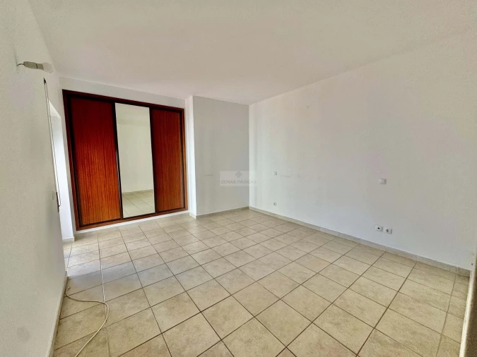 Apartamento T2 para Venda em Odiaxere Foto 20