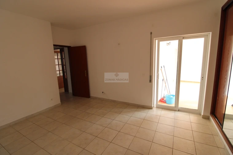 Apartamento T2 para Venda em Odiaxere Foto 21
