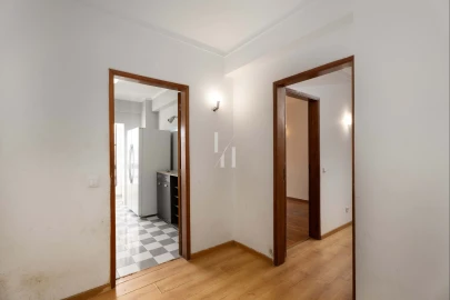 Apartamento T2 para Venda em Faro (Sé e São Pedro)