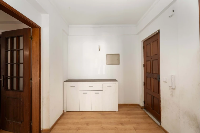Apartamento T2 para Venda em Faro (Sé e São Pedro) Foto 8