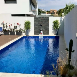 Moradia T4 para Arrendamento em Cascais e Estoril