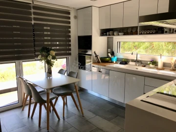 Moradia T4 para Arrendamento em Cascais e Estoril