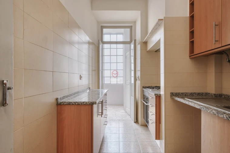 Apartamento T3 para Venda em Arroios Foto 7