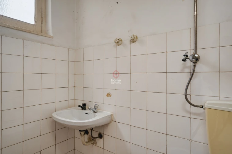 Apartamento T3 para Venda em Arroios Foto 12