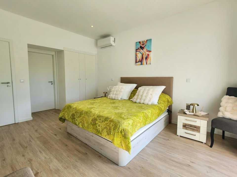 Moradia T4 para Venda em Albufeira e Olhos de Água Foto 18