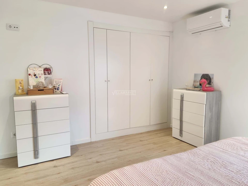 Moradia T4 para Venda em Albufeira e Olhos de Água Foto 31