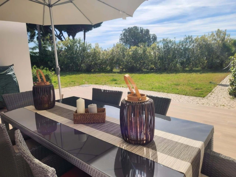 Moradia T4 para Venda em Albufeira e Olhos de Água Foto 6