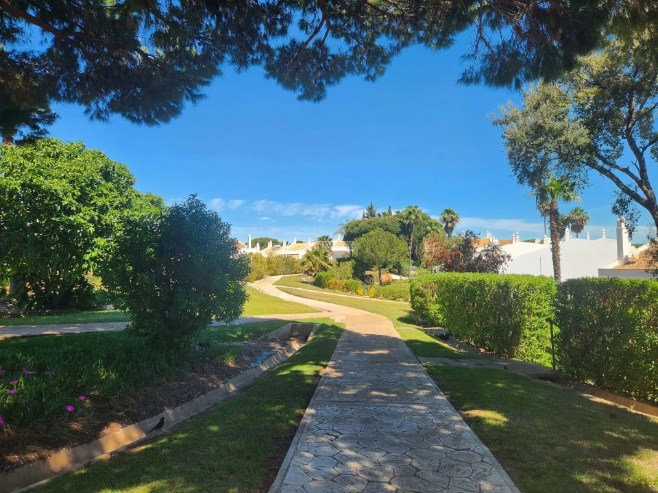 Moradia T4 para Venda em Albufeira e Olhos de Água Foto 45