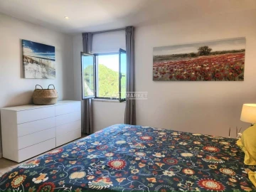 Moradia T4 para Venda em Albufeira e Olhos de Água