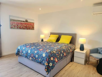 Moradia T4 para Venda em Albufeira e Olhos de Água