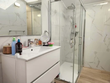 Moradia T4 para Venda em Albufeira e Olhos de Água