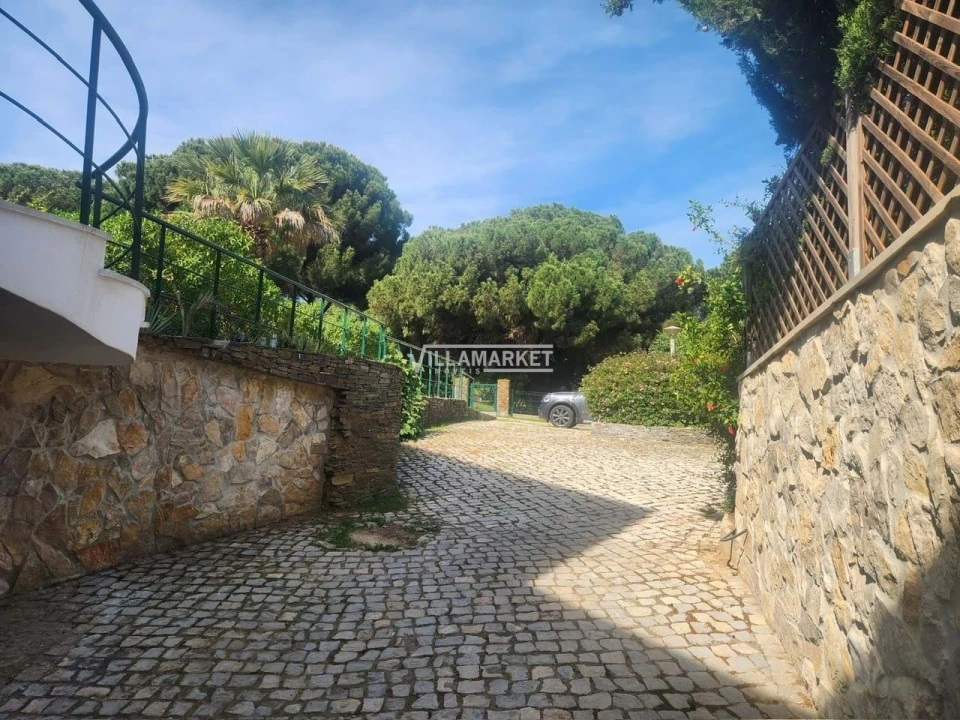 Moradia T4 para Venda em Albufeira e Olhos de Água Foto 44