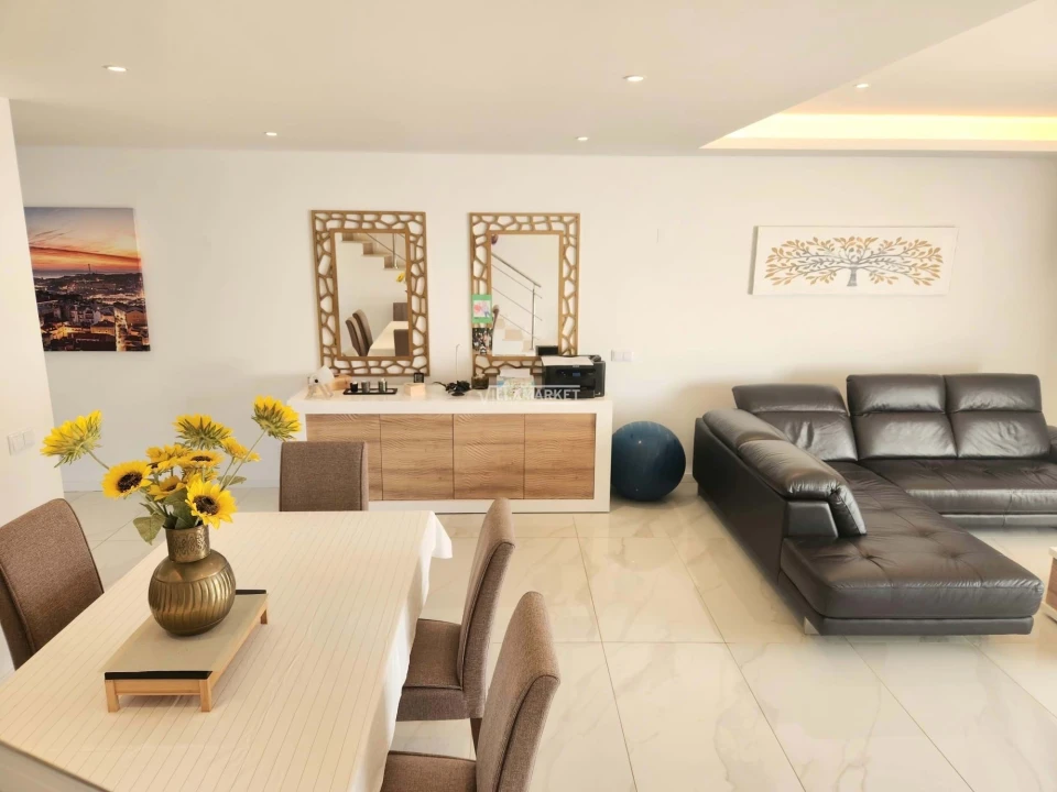 Moradia T4 para Venda em Albufeira e Olhos de Água Foto 24