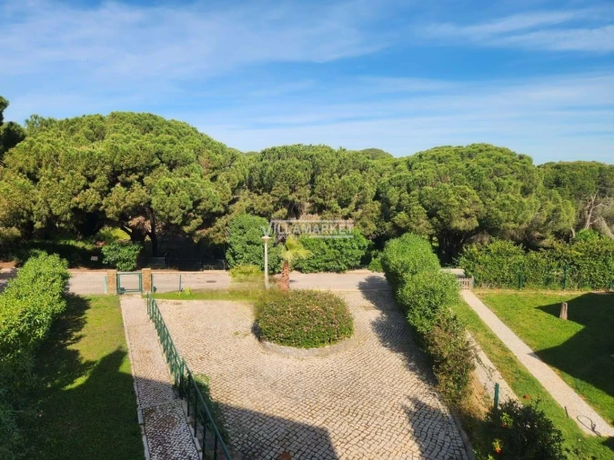 Moradia T4 para Venda em Albufeira e Olhos de Água Foto 32