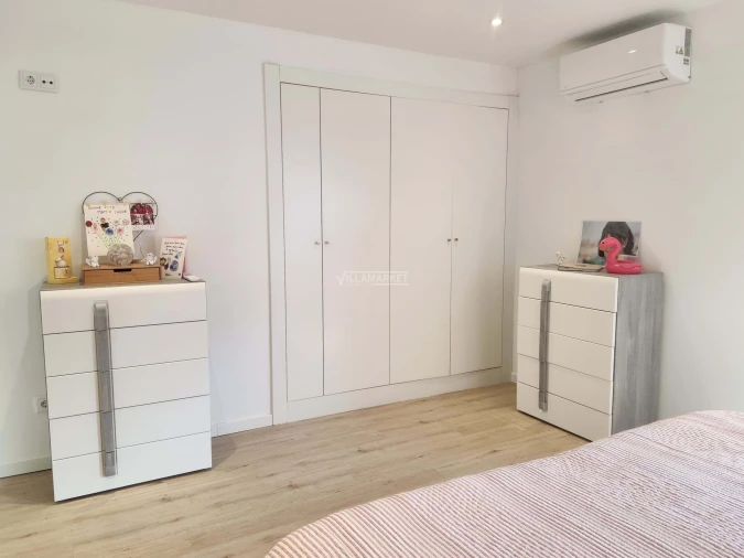 Moradia T4 para Venda em Albufeira e Olhos de Água Foto 31