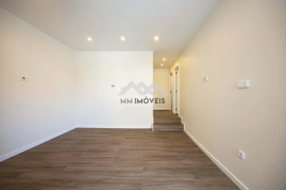 Apartamento T2 para Venda em Fânzeres e São Pedro da Cova