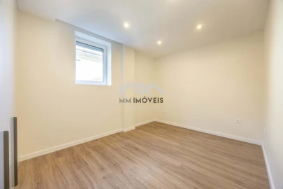 Apartamento T2 para Venda em Fânzeres e São Pedro da Cova