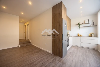 Apartamento T2 para Venda em Fânzeres e São Pedro da Cova